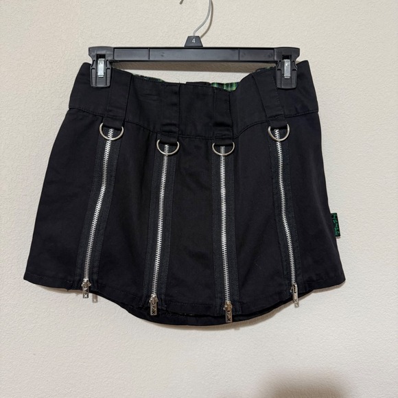 Tripp nyc Dresses & Skirts - Tripp NYC XS Black Green Plaid Zipper Punk Mall Goth Pleated Mini Skirt Vintage